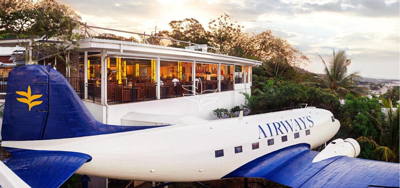 Airways Hotel Порт-Морсби Экстерьер фото